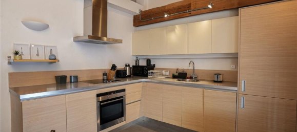 2 bedrooms Apartment in London, United Kingdom No. 10968 4