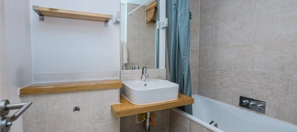 2 bedrooms Apartment in London, United Kingdom No. 10968 7