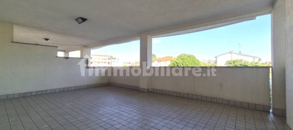 2 bedrooms Apartment in Cerro Maggiore, Italy No. 258192 11