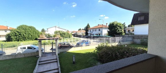 2 bedrooms Apartment in Cerro Maggiore, Italy No. 258192 3