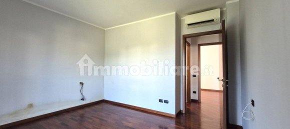 2 bedrooms Apartment in Cerro Maggiore, Italy No. 258192 37
