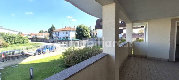 2 bedrooms Apartment in Cerro Maggiore, Italy No. 258192 10
