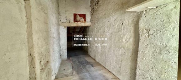 4 rooms Apartment in Modena, Italy No. 177827 5