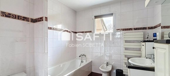 3 Schlafzimmer Haus in Saint-Beron, France, Nr. 272890 6