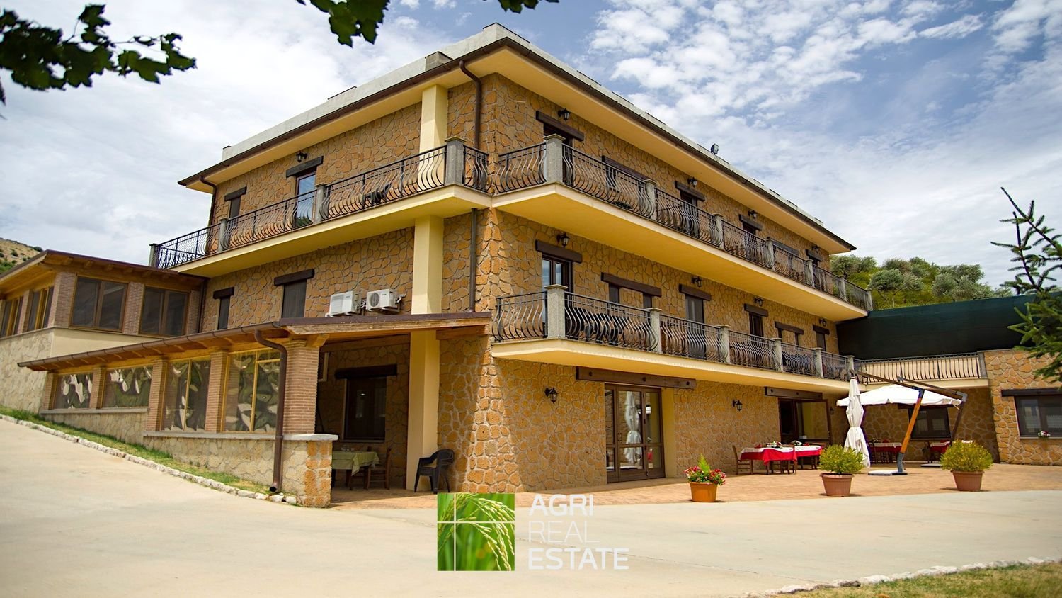 Terrain à Rocca Massima, Italy 50000m² No. 44698