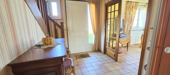 Casa de 4 dormitorios en Loiret, France No. 317502 2