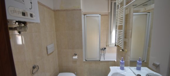 Studio in Rome, Italy No. 120112 10