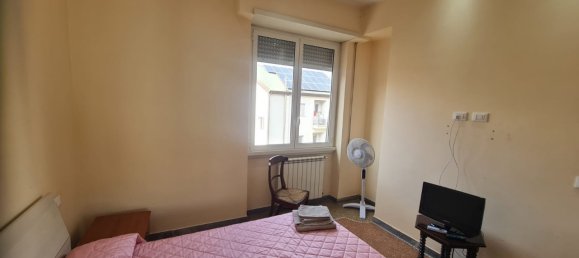 Studio in Rome, Italy No. 120112 8