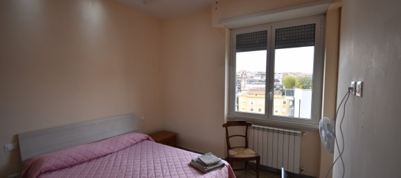 Studio in Rome, Italy No. 120112 7