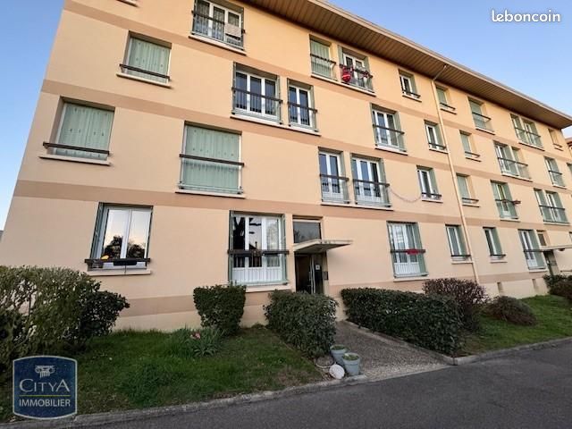 3 غرف نوم شقة في Pont-de-Cheruy, France رقم 275566