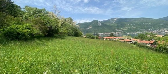 Terreno en Iseo, Italy 11310 m² No. 40071 5