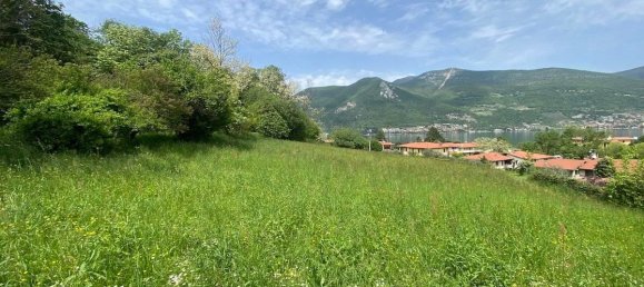 Terreno en Iseo, Italy 11310 m² No. 40071 6
