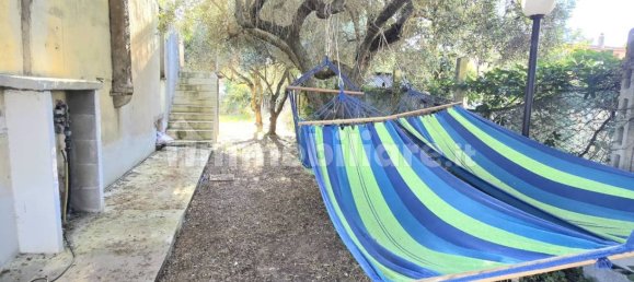 3 bedrooms Villa in Aprilia, Italy No. 343807 3