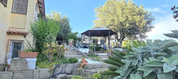 3 bedrooms Villa in Aprilia, Italy No. 343807 6