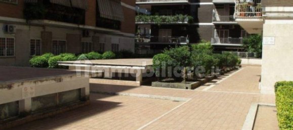 1 chambre Appartement à Rome, Italy No. 318312 3