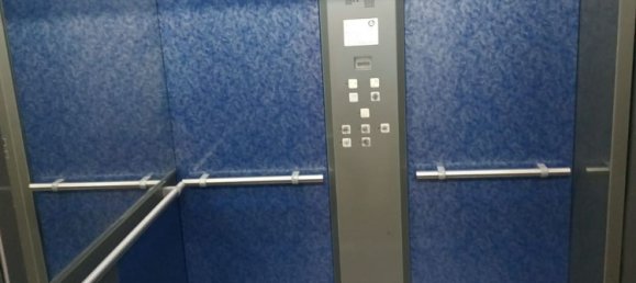  Garage in Madrid, Spain No. 189030 8