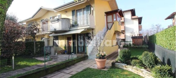 Apartamento de 2 dormitorios en Dalmine, Italy No. 110401 7