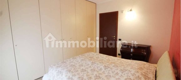 Apartamento de 2 dormitorios en Dalmine, Italy No. 110401 22