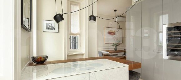 4 bedrooms Apartment in Milan, Italy No. 374188 13