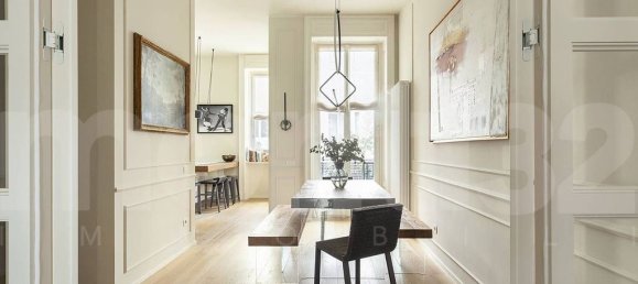 4 bedrooms Apartment in Milan, Italy No. 374188 10