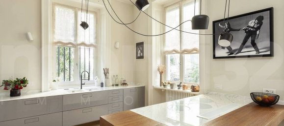 4 bedrooms Apartment in Milan, Italy No. 374188 14