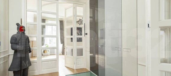 4 bedrooms Apartment in Milan, Italy No. 374188 8