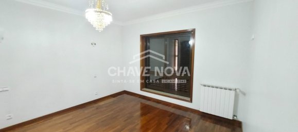 5 Schlafzimmer Stadthaus in Senhora da Hora, Portugal, Nr. 128489 16