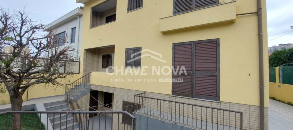 5 Schlafzimmer Stadthaus in Senhora da Hora, Portugal, Nr. 128489 24