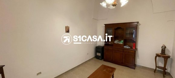 Casa de 6 habitaciónes en Cutrofiano, Italy No. 126005 9