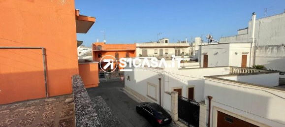 Casa de 6 habitaciónes en Cutrofiano, Italy No. 126005 2