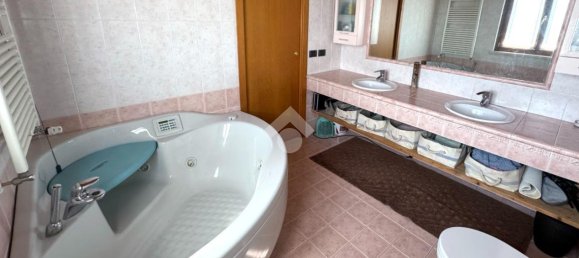 3 rooms Apartment in Pescantina, Italy No. 35363 22