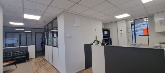 183m² Commercial property in Nancy, France No. 157458 3