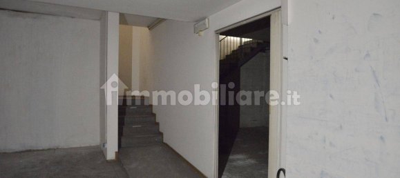 1-Zimmer Gewerbliche Immobilie in Bari, Italy, Nr. 134465 13