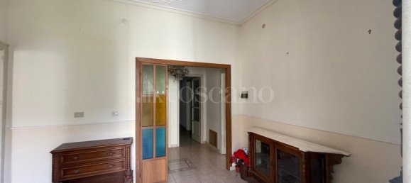 7 rooms House in Catania, Italy No. 79995 10