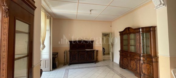 7 rooms House in Catania, Italy No. 79995 3