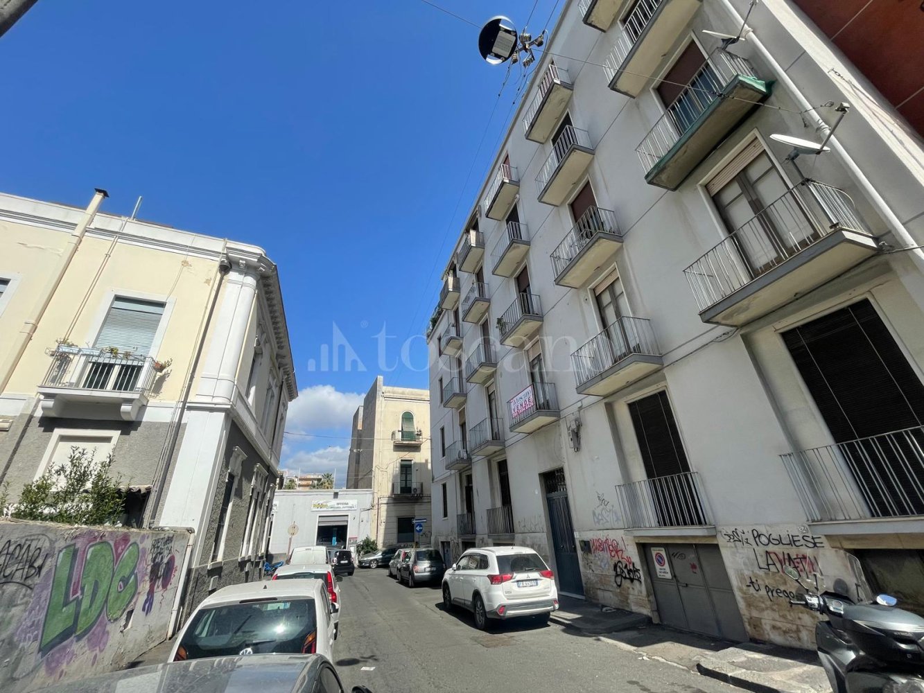 7 rooms House in Catania, Italy No. 79995