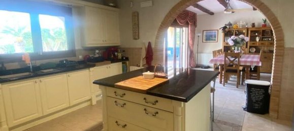 5 Schlafzimmer Haus in Alicante, Spain, Nr. 185216 10