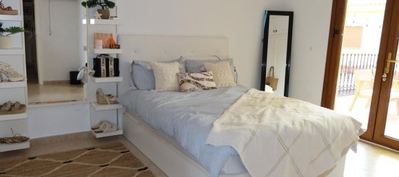 5 Schlafzimmer Haus in Alicante, Spain, Nr. 185216 25