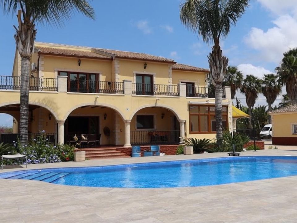 5 Schlafzimmer Haus in Alicante, Spain, Nr. 185216