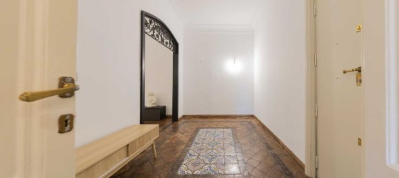 6 bedrooms Apartment in Rome, Italy No. 310822 15