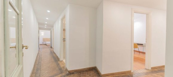 6 bedrooms Apartment in Rome, Italy No. 310822 11