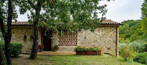 4 bedrooms House in Umbertide, Italy No. 283758 12