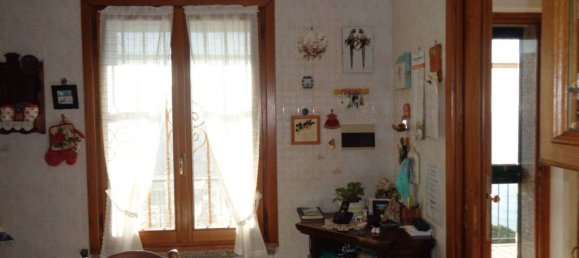 2 Schlafzimmer Villa in Recco, Italy, Nr. 273980 28