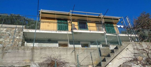 2 Schlafzimmer Villa in Recco, Italy, Nr. 273980 5