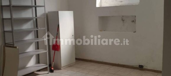 50m² Warehouse in Milan, Italy No. 301367 2