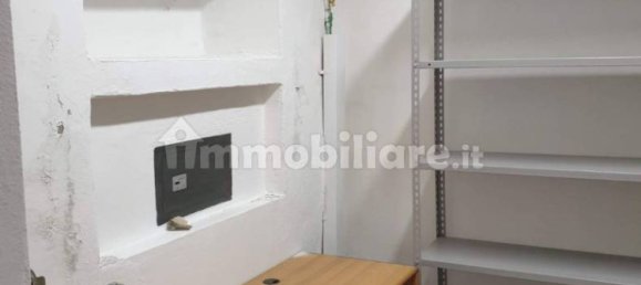 50m² Warehouse in Milan, Italy No. 301367 5