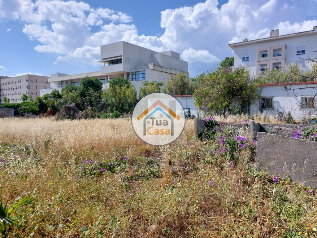 2000m² Land in Lisbon, Portugal No. 92523