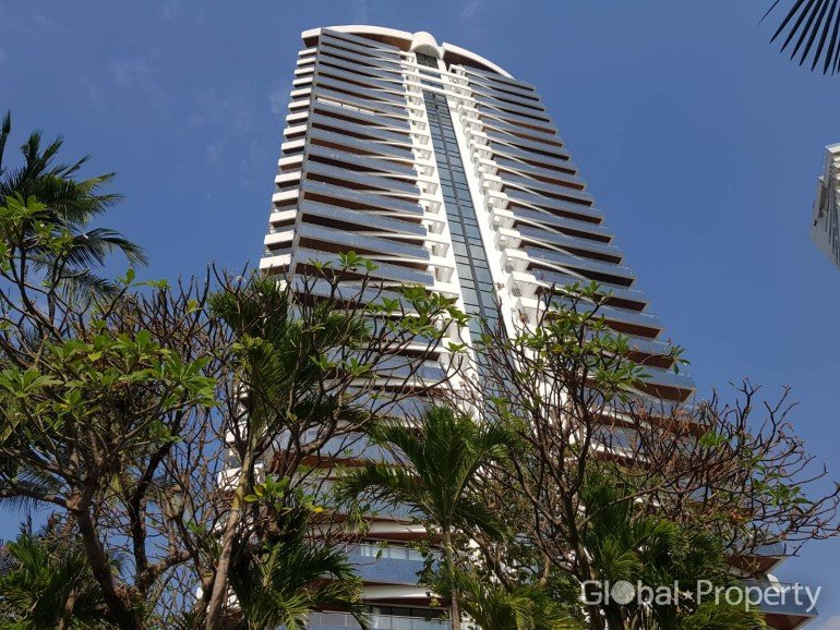 Apartamento com 3 quartos em condomínio em Pattaya, Thailand N.º 82667
