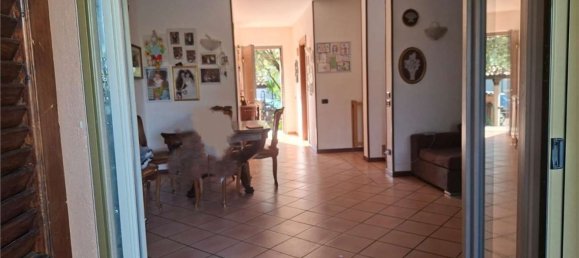 6 bedrooms House in Brenna, Italy No. 362325 4