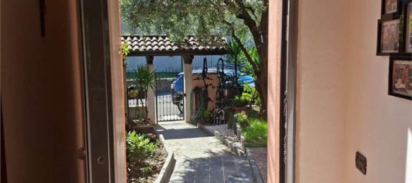 6 bedrooms House in Brenna, Italy No. 362325 14